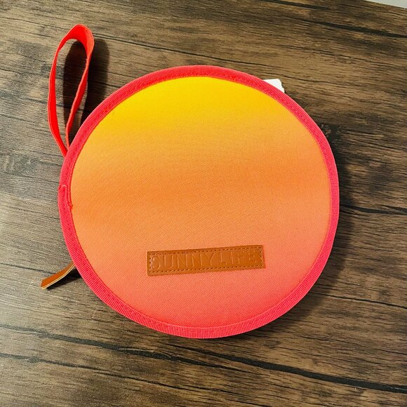 NEW Sunny Life Picnic Dining Set for 2 with travel case - Picture 1 of 2